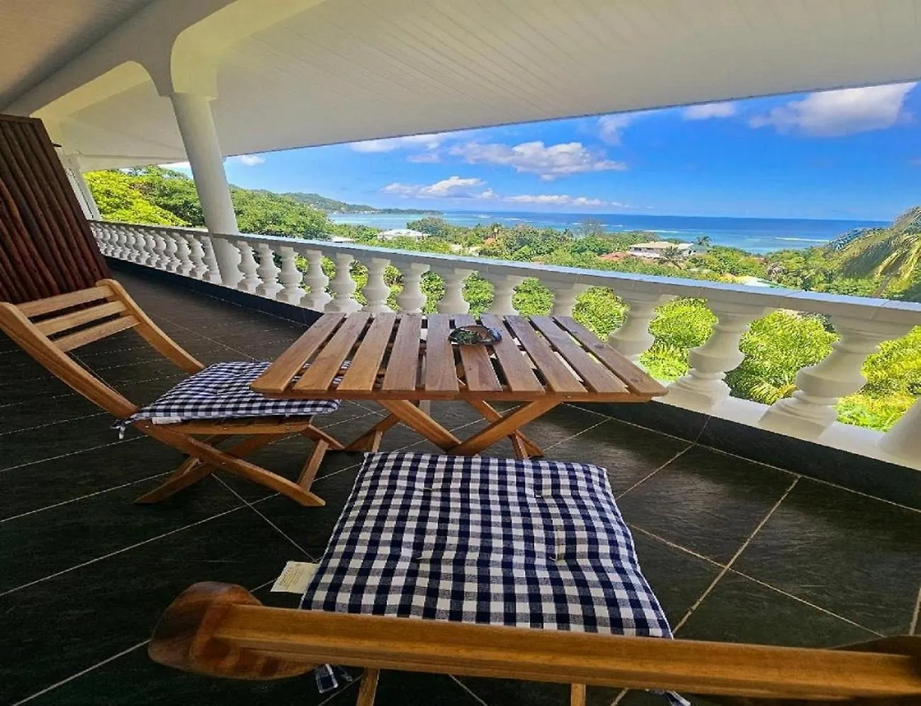 Au Lever Du Soleil Guest House Sea View Au Cap